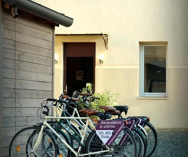 Meli Lupi - Residenze Temporanee Parme