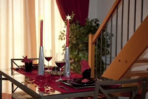 Meli Lupi - Residenze Temporanee * Parme