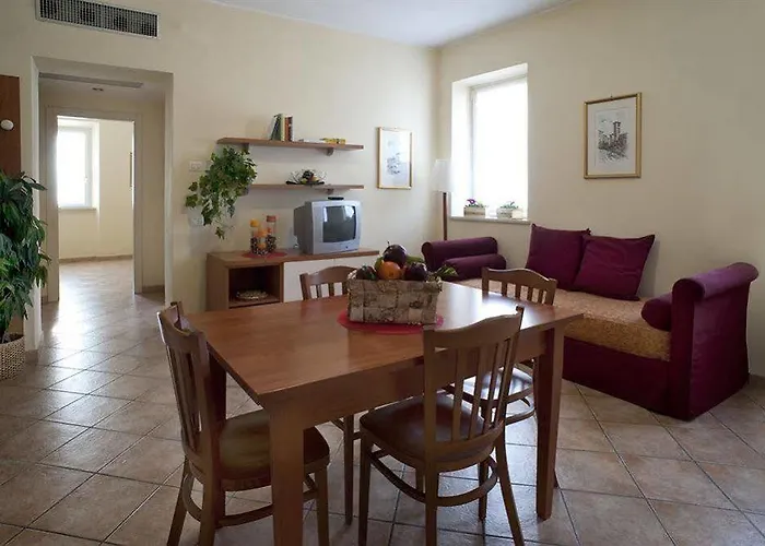 Meli Lupi - Residenze Temporanee *