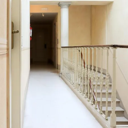 Meli Lupi - Residenze Temporanee 아파트