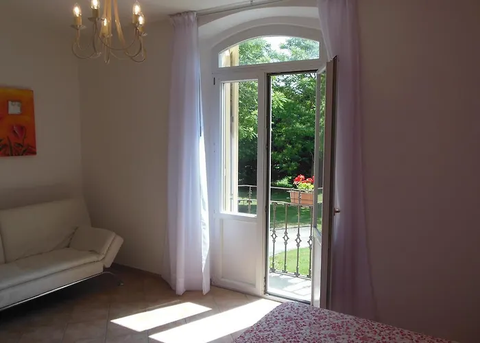 Meli Lupi - Residenze Temporanee شقة *