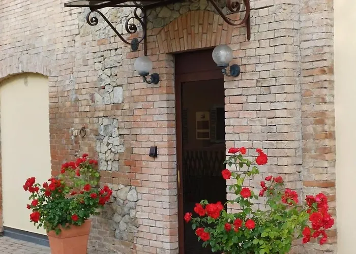 Meli Lupi - Residenze Temporanee بارما